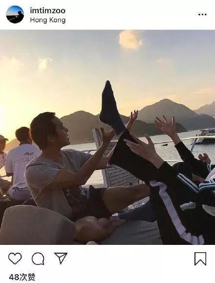 周冬雨被曝恋上男助教，原来是大学四年同学，已是男朋友！