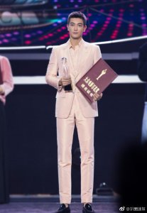 ​杜江凭《红海行动》获第34届大众电影百花奖最佳男配角提名