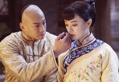 ​《那年花开》用了两个烧伤毁容的演员
