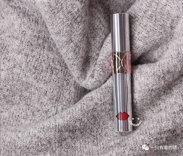 YSL2018最夯唇釉:12支全新情挑诱吻唇蜜试色曝光