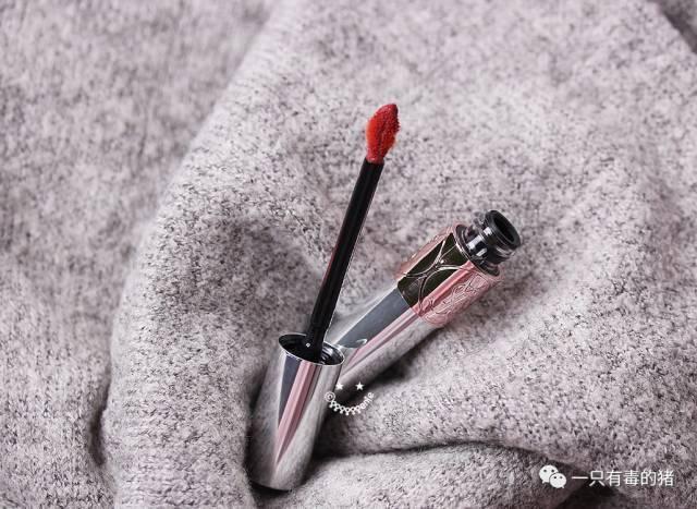 YSL2018最夯唇釉:12支全新情挑诱吻唇蜜试色曝光