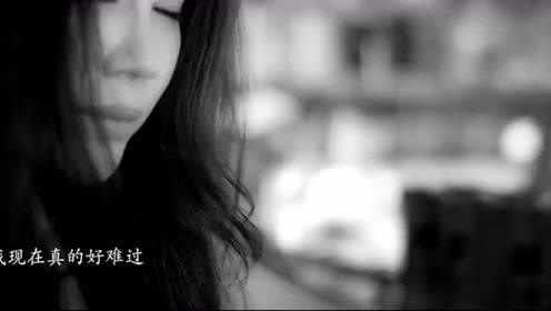 分手后女生不删微信不回信息是什么原因?