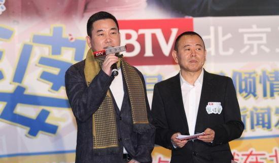 潘长江亲弟弟曝光，长相和身高均比哥哥优秀，今两兄弟成最佳拍档