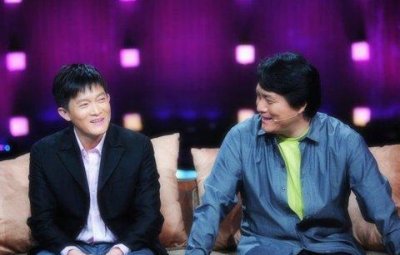 ​潘长江亲弟弟曝光，长相和身高均比哥哥优秀，今两兄弟成最佳拍档