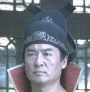 ​神探狄仁杰中虎敬晖为什么杀了人却留下手帕？