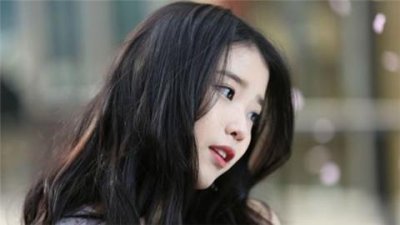 ​女生在你面前卖萌，该怎么幽默回复？