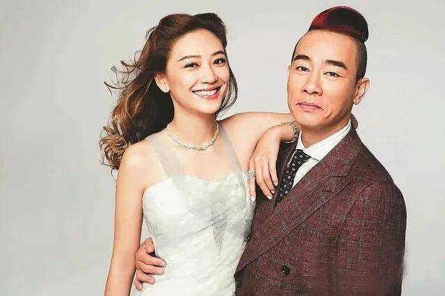 “山鸡哥”陈小春，为何会被小16岁的应采儿“压得死死的”？