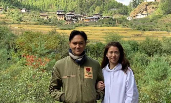 袁咏仪自爆曾做富商小三：张智霖喜欢我就够了