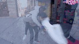 袁咏仪自爆曾做富商小三：张智霖喜欢我就够了