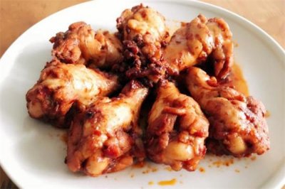 ​鸡腿不能和什么一起吃 鸡腿哪些人不能吃