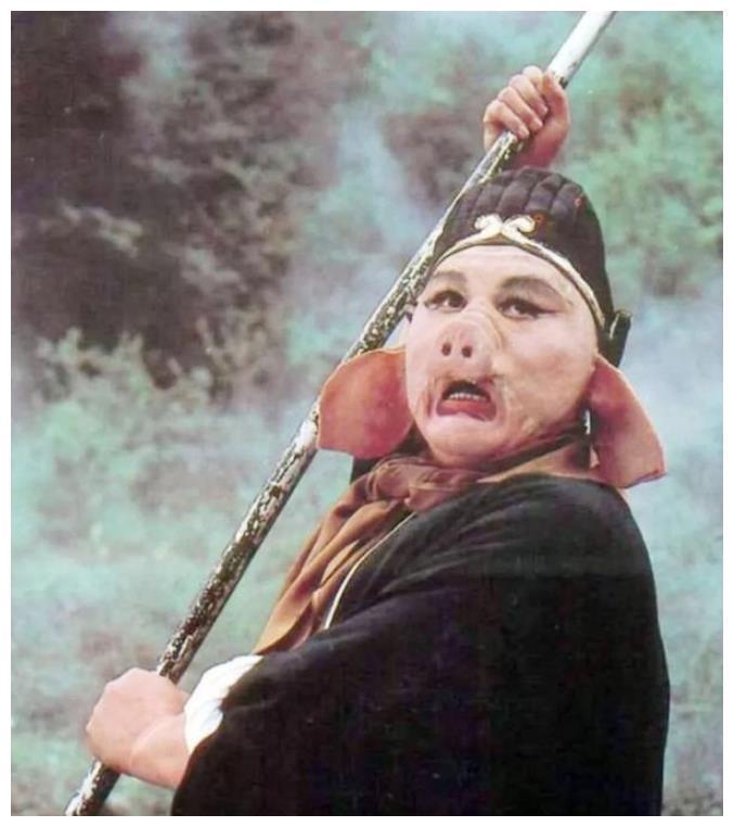 74岁马德华，与“嫦娥”结婚多年，恩爱如初
