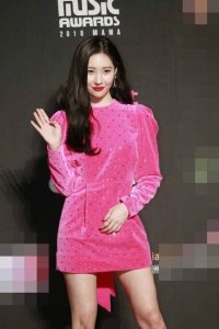 ​韩国第一“腿精”宣美美腿遭质疑 无PS照与精修图差距大