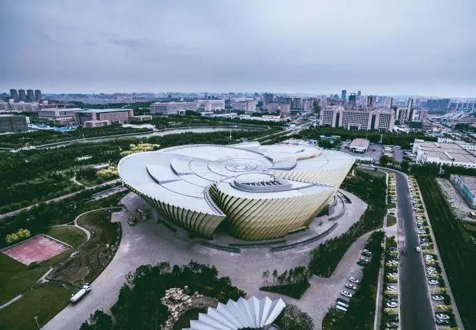 不忍直视！听说长春好几处建筑都“成精”了！看过的老铁都说....