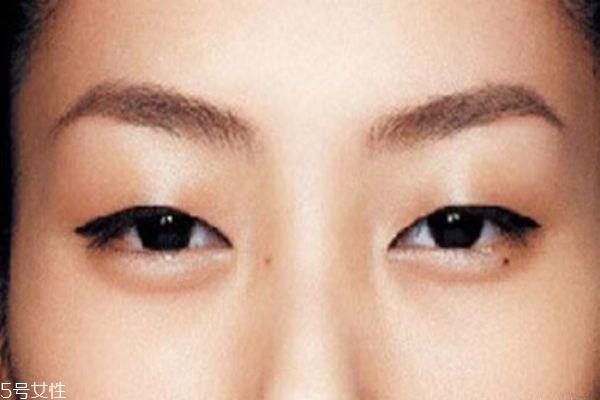 纹眼线好不好？内眼线会伤害眼睛吗？