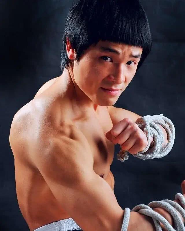 怼遍娱乐圈的刘信达，做梦也没想到，他竟然也被“同行”怼了
