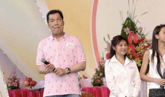 “大傻”成奎安，和被误解的这么多年