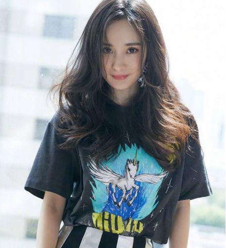 杨幂新剧上演反谋大剧,看到男主后,网友:司音离镜再续前缘?