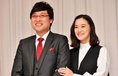 ​空灵女神苍井优闪嫁谐星3年突报喜：夏天迎接新生命