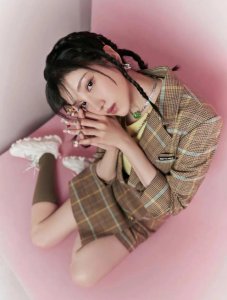 陈小纭不愧是“整容模板”,怼脸照曝光后,丝毫不见整容痕迹