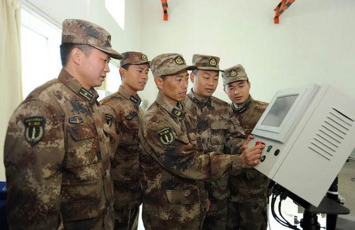 他被称为中国兵王，退役后被部队召回，将军见他也要向他敬礼！