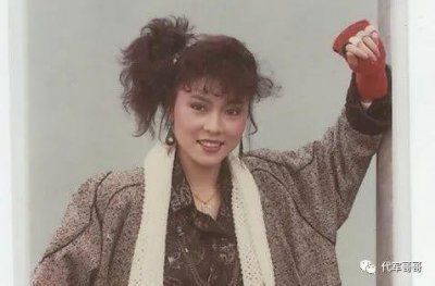 ​23岁成名，25岁嫁大17岁郑少秋，57岁的她婚姻生活很幸福