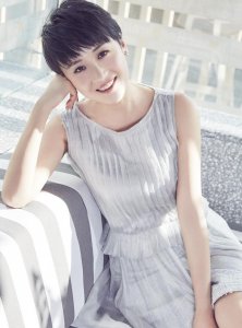 ​19岁出道搭档刘亦菲获认可，上升期却选择嫁人，她戏约不断零绯闻