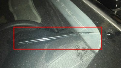 ​汽车前挡风玻璃有裂纹怎么办