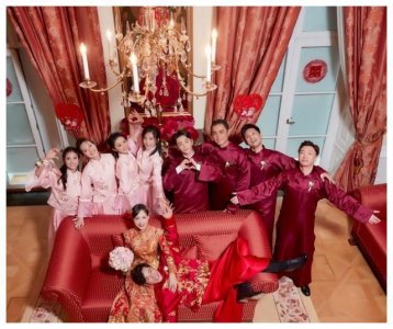 ​唐嫣婚礼现场照曝光，身穿奢华婚纱似公主，罗晋的眼神太宠溺！