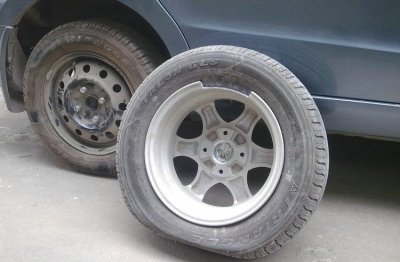 ​铝合金轮毂边缘漏气怎么办