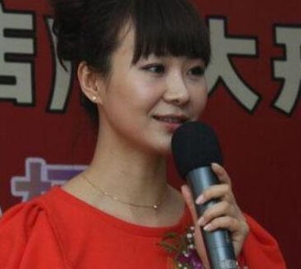 ​湖南卫视智勇大冲关女主持人（湖南卫视智勇大冲关女主持人是谁）