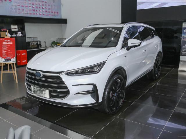 英菲尼迪QX30落地价多少钱 28万左右自动挡车哪个省油-