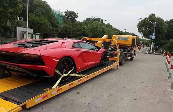 高速救援拖车价格，汽车救援拖车一次多少钱-