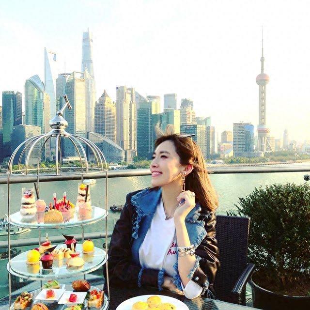 林志颖娇妻陈若仪晒与闺蜜下午茶时光