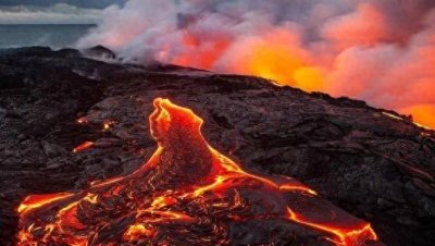 ​世界上最壮观的火山口之一，基拉韦厄火山