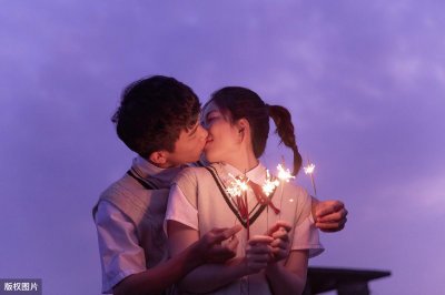 虐恋情深文第一期,《情深似浅》媲美《痛爱》,虐到肝颤的爱情