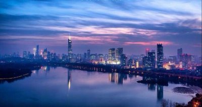 ​江苏最低调富二代：拒绝富家女联姻，坐拥千亿资产却从不炫耀