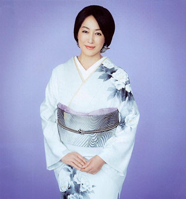 日本老牌女星高岛礼子