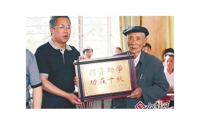 张学友老婆是谁（张学友老婆年轻照真美艳）