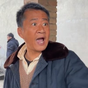 ​40岁演员李嘉明喜讯宣布婚讯！女方外貌甜美年龄相差十多岁，留言令人动容