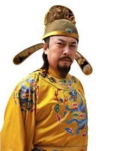 ​“10位擅长饰演皇帝的专业演员”，唐国强表现出色，最后一位成为经典