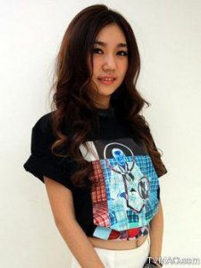 ​《非诚勿扰》黄潇潇：追求爱情与稳定的“冰美人”拒绝专属告白