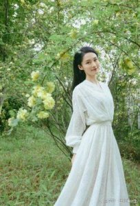 ​李沁金世佳恋情疑云：曾一起出演多部剧，揭秘李沁为何钟爱金世佳