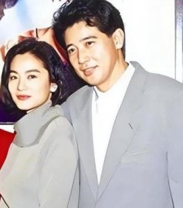 ​林青霞：为丑老公生下两个女儿后，他把13岁私生子领进家门
