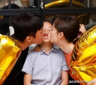 ​孙俪和邓超为女儿庆祝10岁生日，脸蛋儿被爸妈亲得变形，温馨满满！