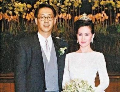 ​何超琼与陈百强的爱情故事：一段难以释怀的情感，她或许对妹妹心存羡慕