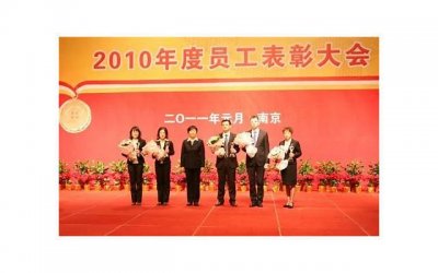​人在外地怎么申请离婚，应该如何解决？