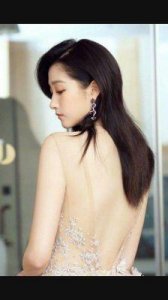 ​关晓丹疑云：揭秘关晓彤失散的姐姐身份之谜
