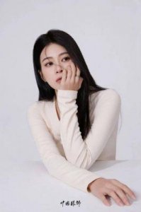 ​赵昭仪，实力派女演员，出演过多部热播剧她的个人资料家庭背景以及演艺经历备