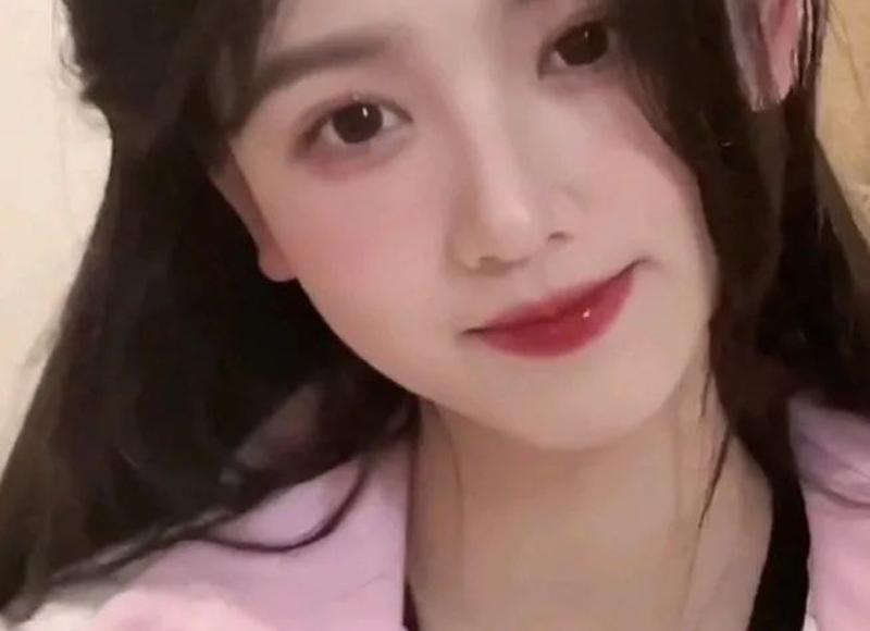跟女生聊天都聊什么？跟女生聊天怎么找话题