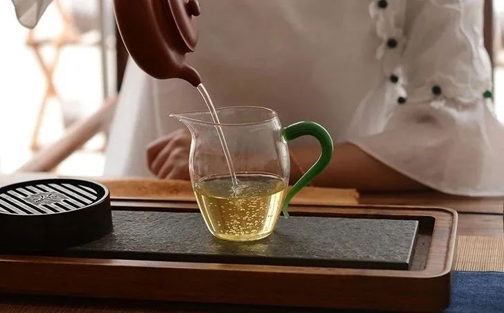 白莺山古树茶特点（花蜜香清香独绝越喝越通透）